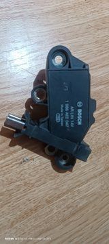 1986AE0047 Bosch реле-регулятор генератора 1986AE0047 фото