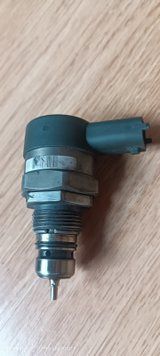 0281002507 Bosch регулятор тиску палива 0281002507 фото